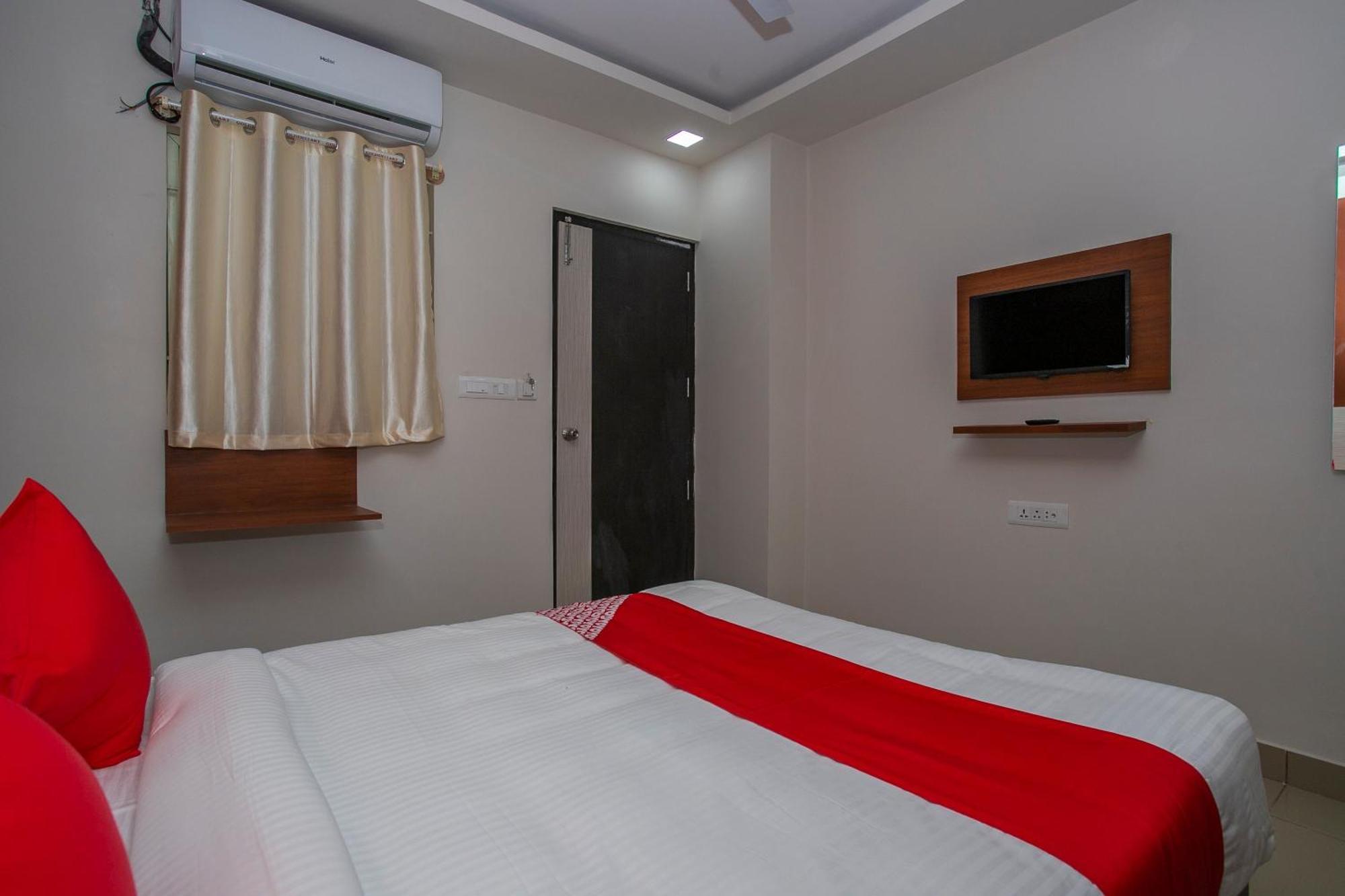 Hotel O Varcity Phi Premium Pavilion ,Above Hdfc Bank ,Near Anjaneya Temple Madiwala, Hosur Main R Бангалор Экстерьер фото